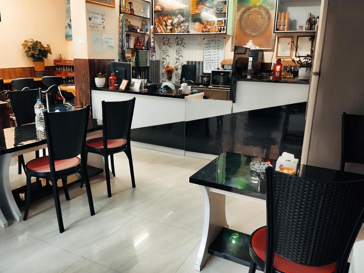 Lasa Kusa Homestay Lalitpur Ngoại thất bức ảnh